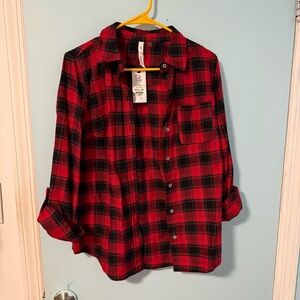 NY Collection Red and Black Plaid Button Down Shirt - S